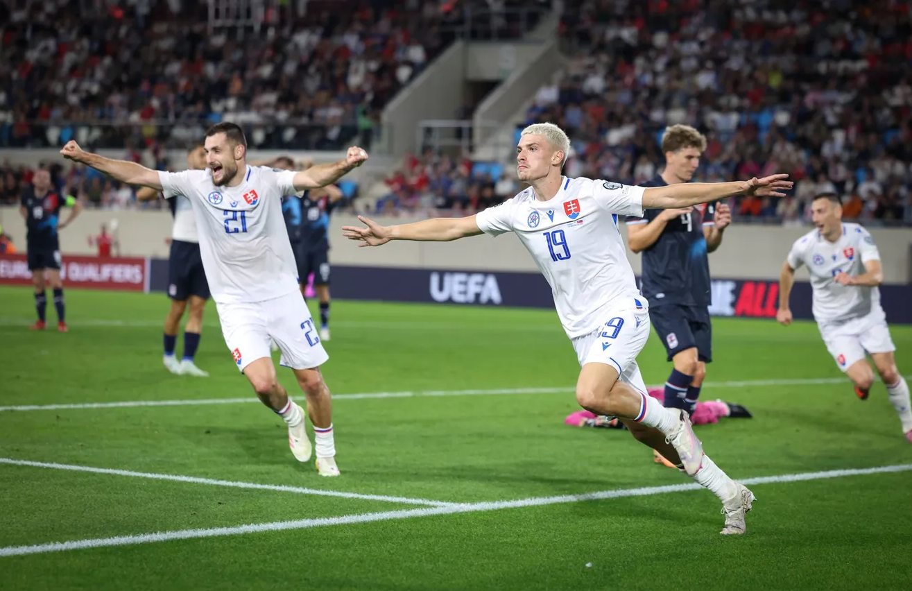 Luxembourg vs Slovakia (01:45 – 08/09) | Xem lại trận đấu