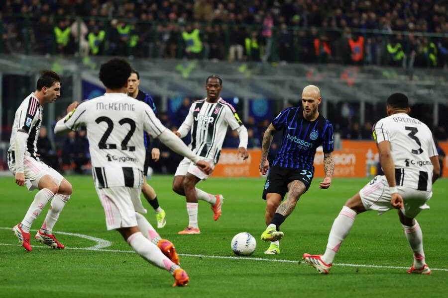 Inter Milan vs Juventus (02:45 – 15/02) | Xem lại trận đấu